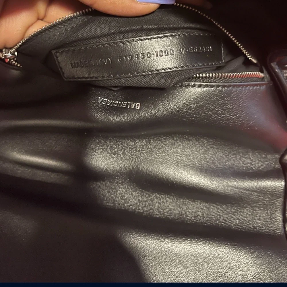 Balenciaga Clutch - Picture 4 of 5